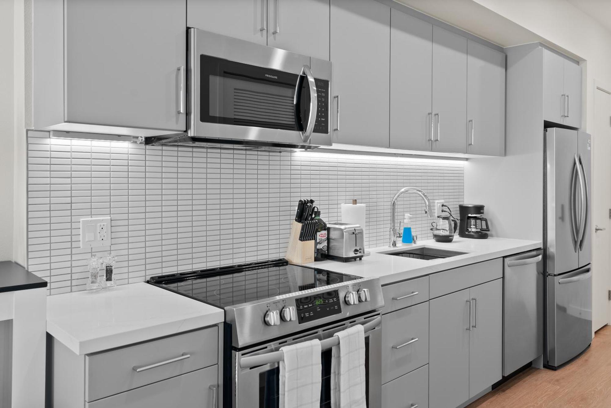 Bright Studio On Sunset Blvd, Free Parking, Gym, And Pool Los Angeles Exteriör bild